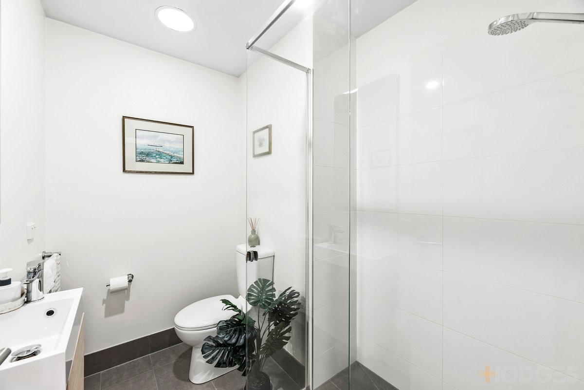 5 / 81 The Parade Ocean Grove - Residential for sale