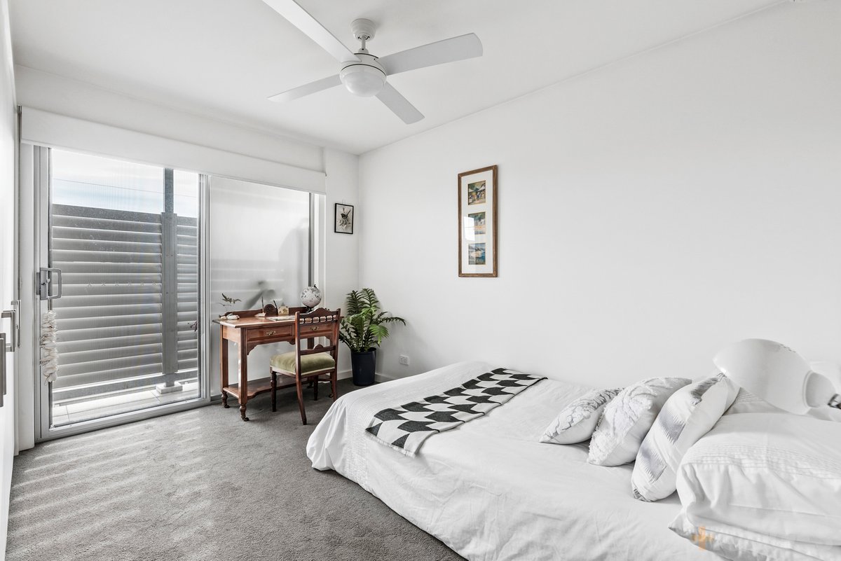 5 / 81 The Parade Ocean Grove - Residential for sale
