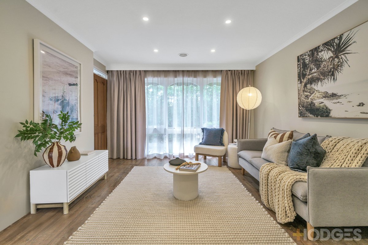 5 / 87 Nepean Highway Mentone - Residential for sale