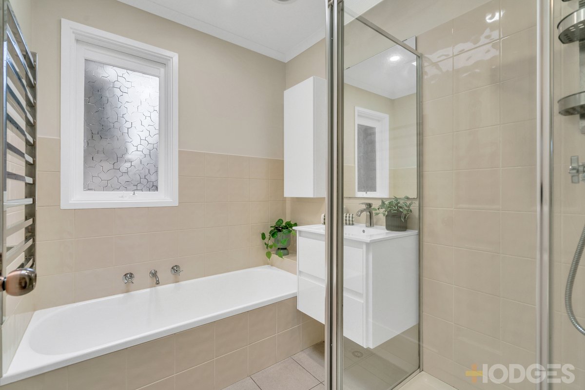 5 / 87 Nepean Highway Mentone - Residential for sale