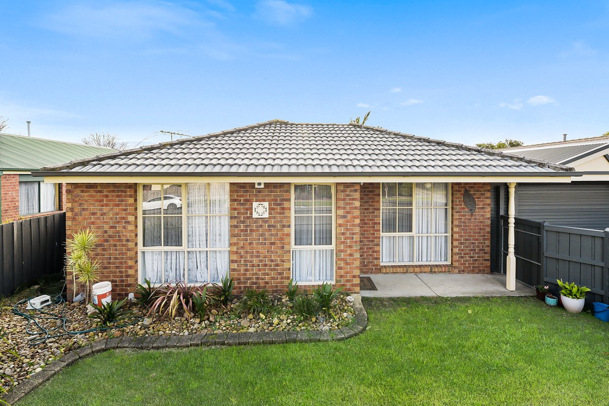 59 Lyrebird Drive Carrum Downs - Residential for sale