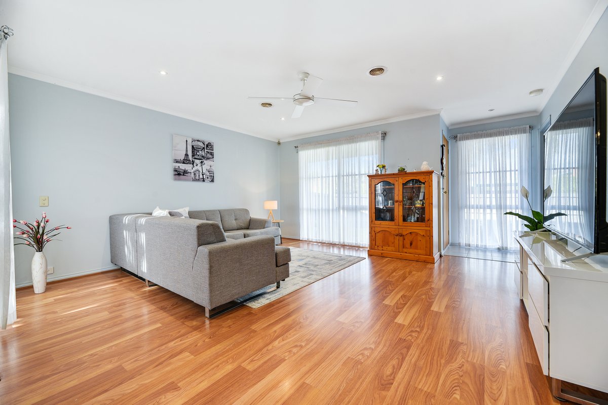 59 Lyrebird Drive Carrum Downs - Residential for sale