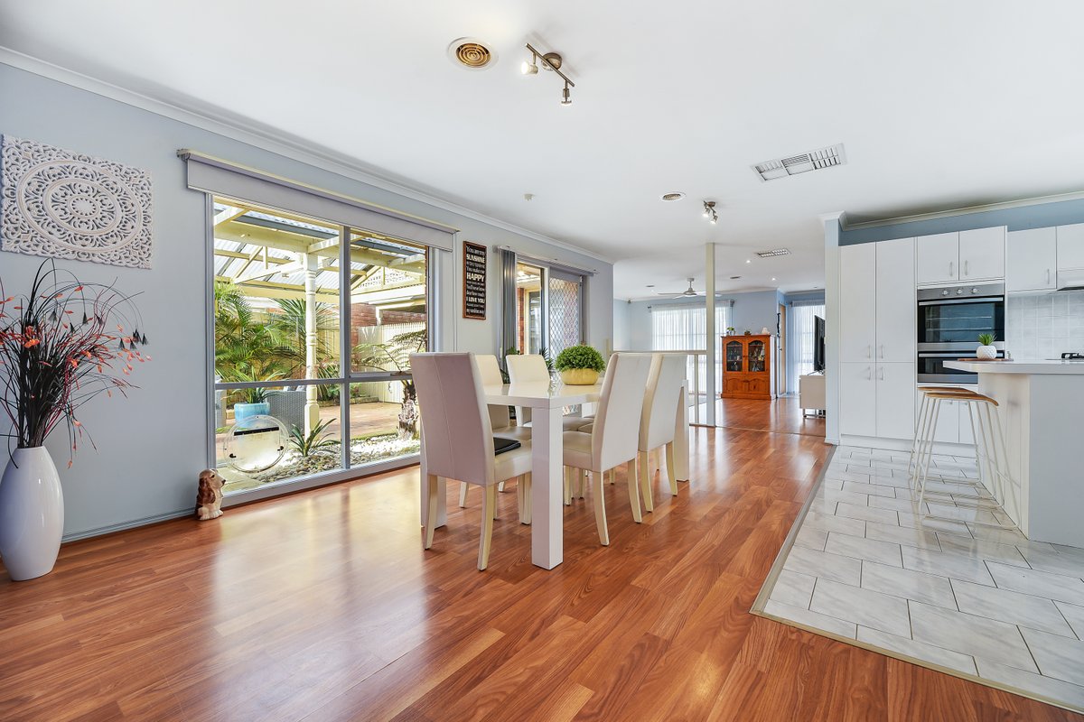 59 Lyrebird Drive Carrum Downs - Residential for sale