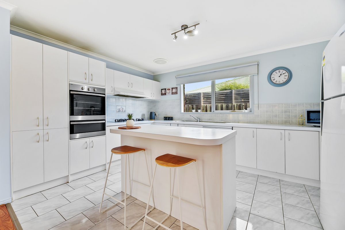 59 Lyrebird Drive Carrum Downs - Residential for sale