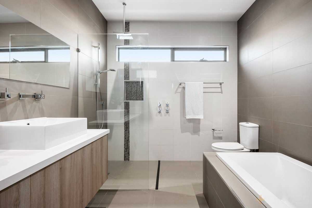 5a Bartlett Street Hampton East - Residential for sale