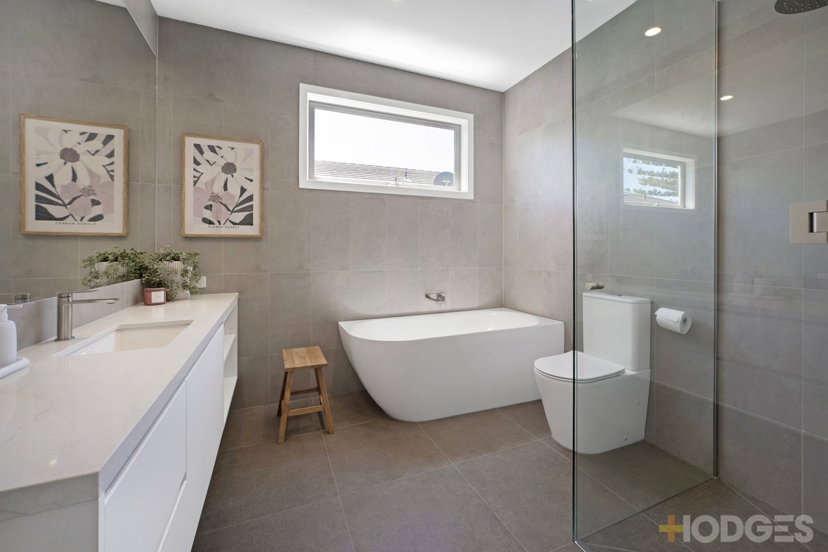 5A Coombe Avenue Hampton - Residential for sale