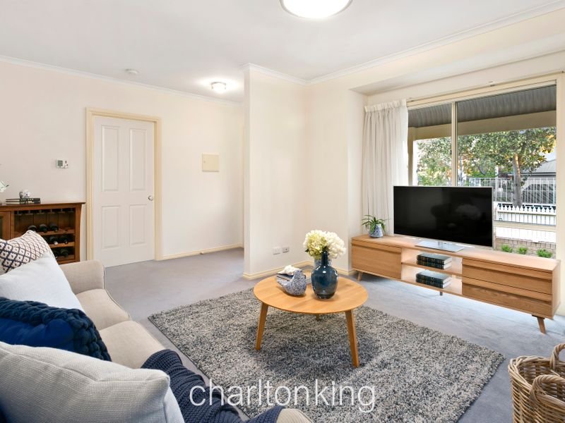 5A Farm Road CHELTENHAM - Residential for sale
