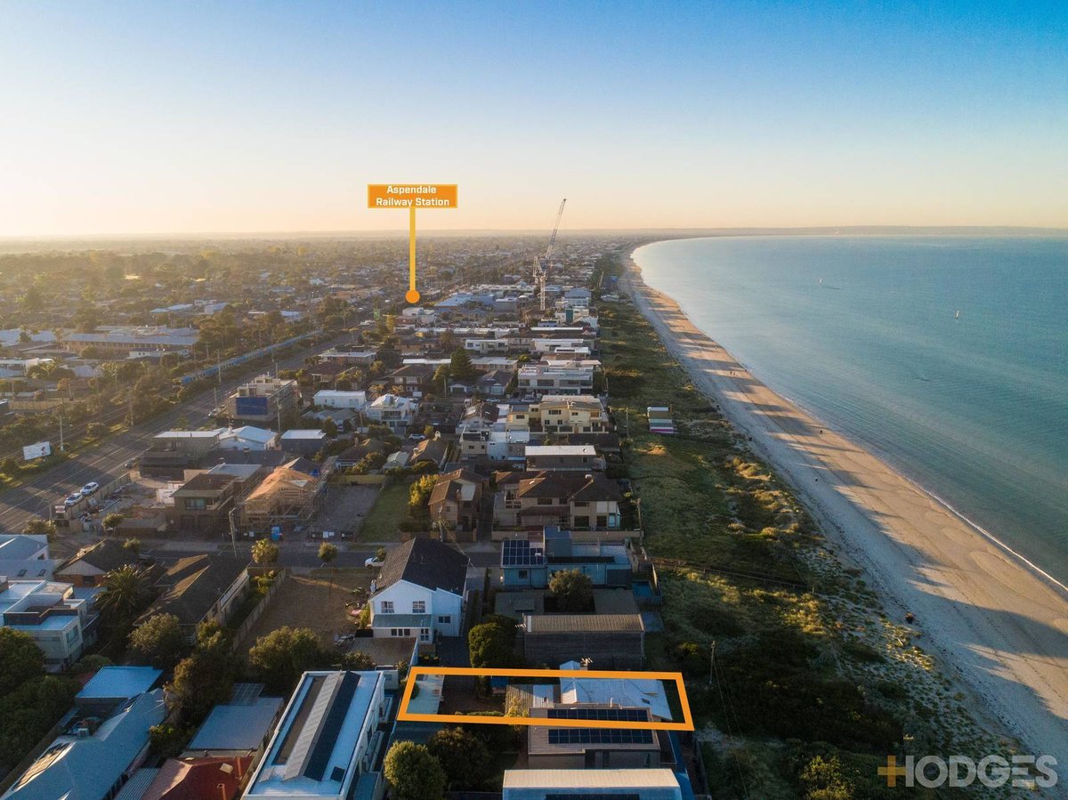 5A Gladstone Avenue Aspendale - Residential for sale