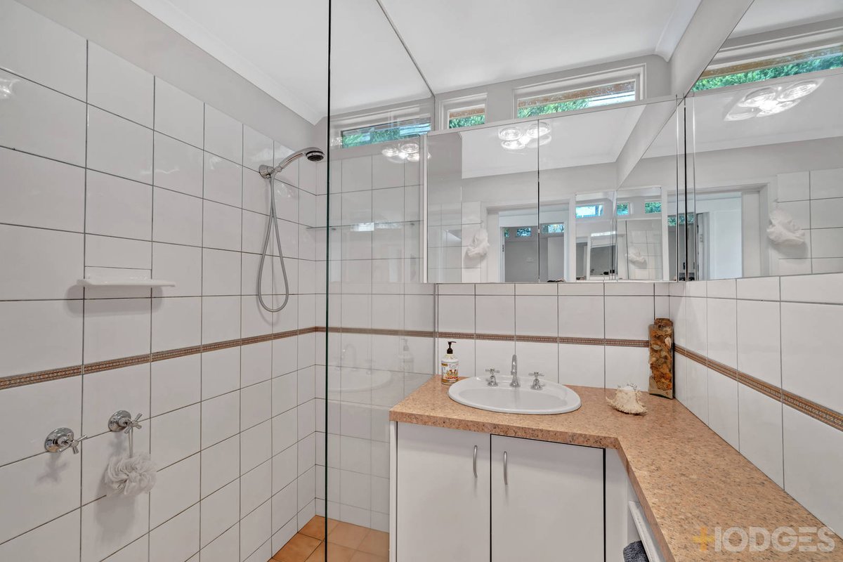 5A Gladstone Avenue Aspendale - Residential for sale