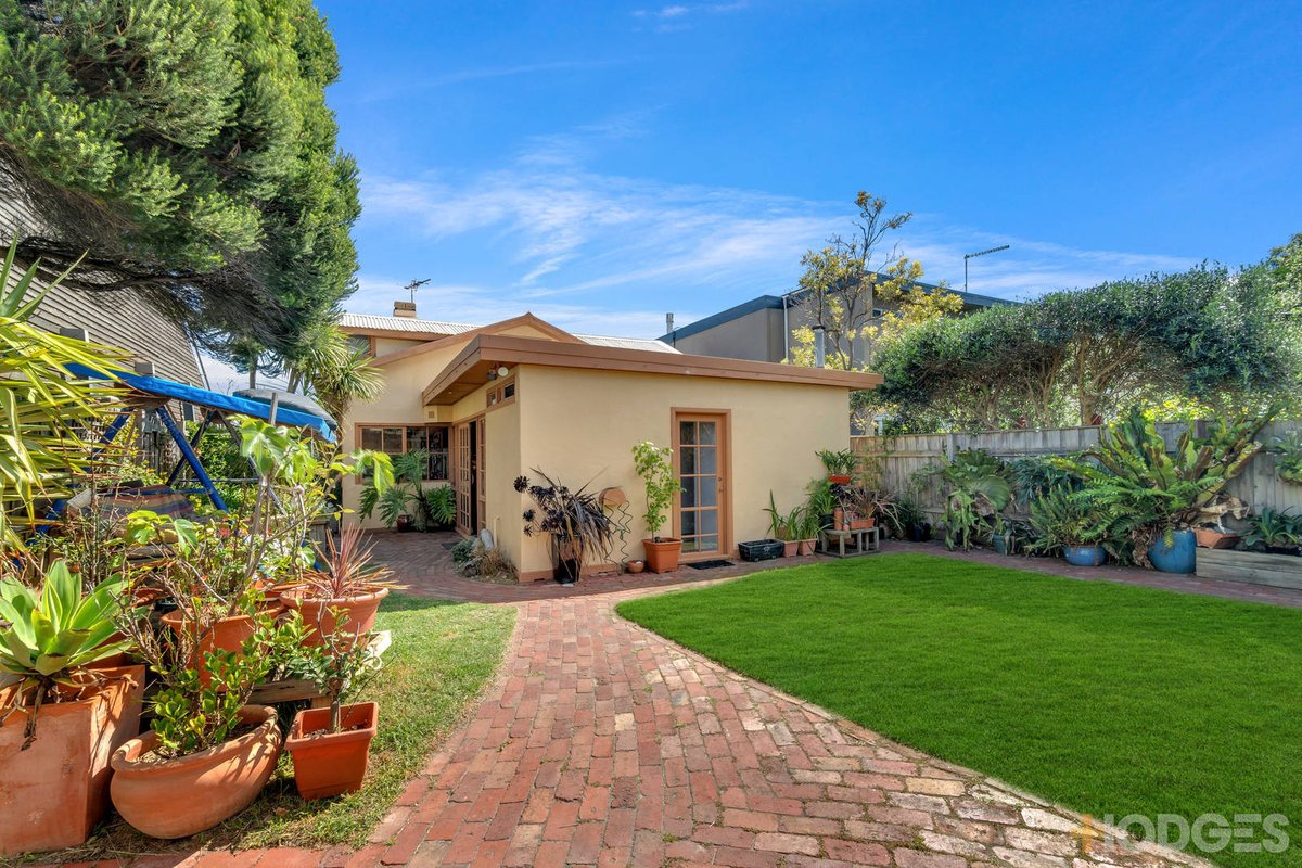 5A Gladstone Avenue Aspendale - Residential for sale