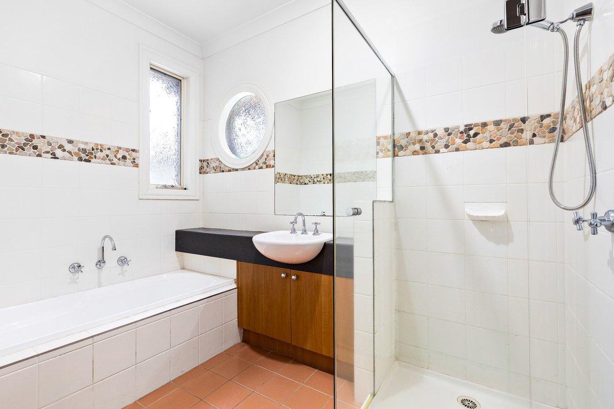 5A Tatong Road Brighton East - Residential for lease