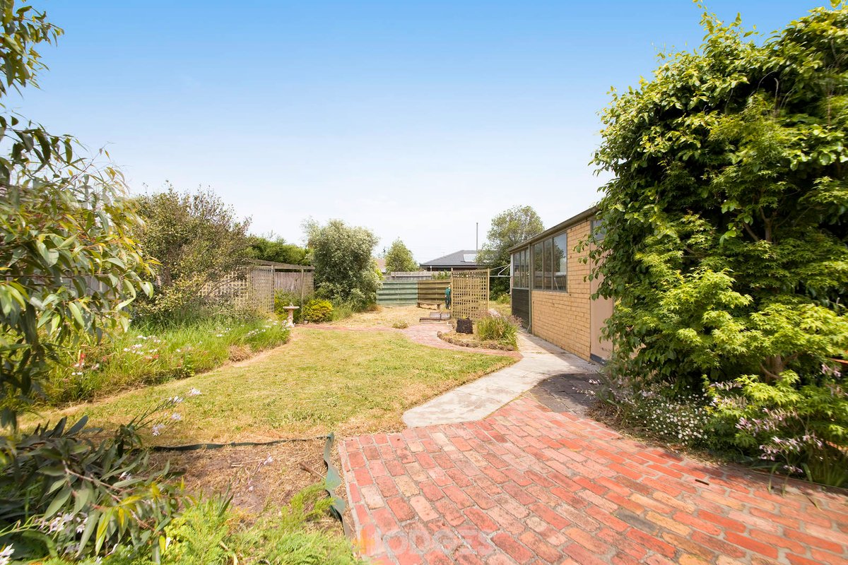 6 Acacia Avenue Mentone - Residential for sale