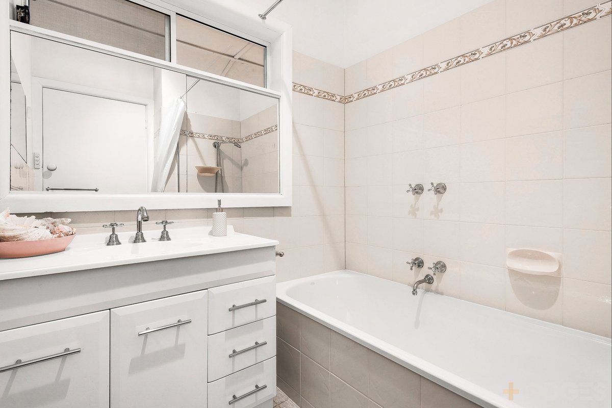 6 Albert Street Highett - Residential for sale