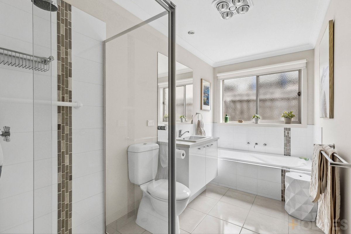 6 Allanby Way Ocean Grove - Residential for sale