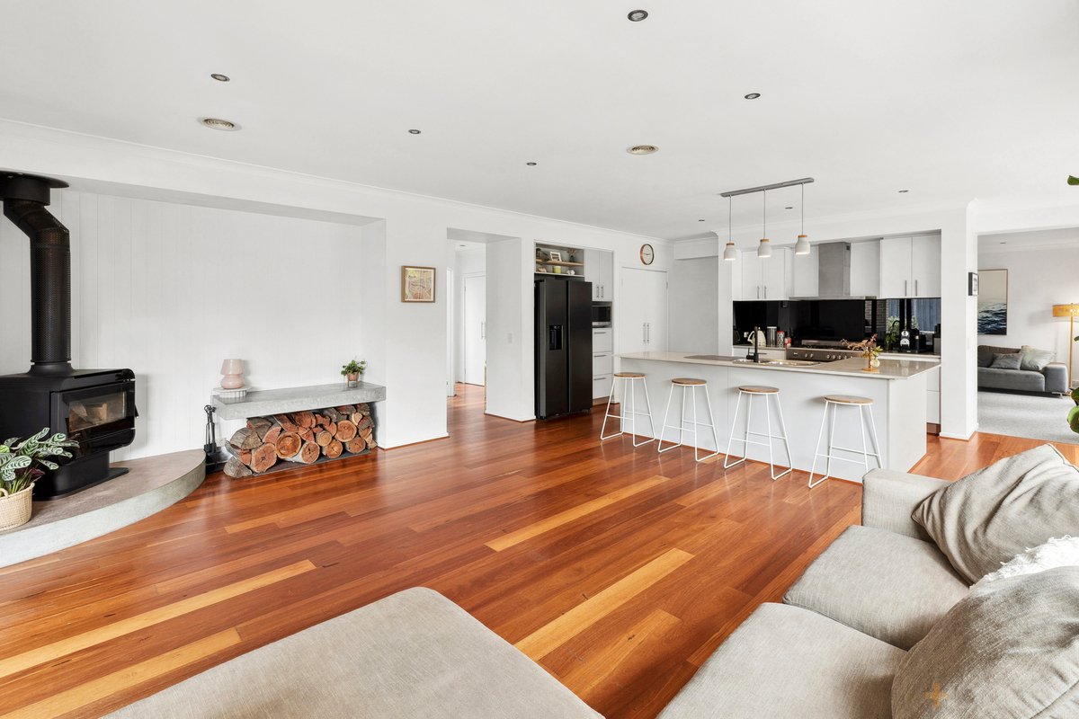 6 Ambleside Place Ocean Grove - Residential for sale