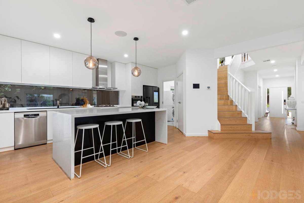 6 Bellaire Court Beaumaris - Residential for sale