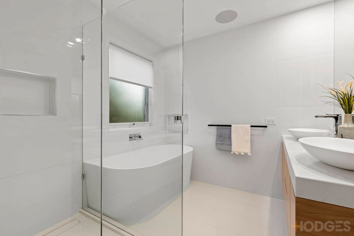 6 Bellaire Court Beaumaris - Residential for sale