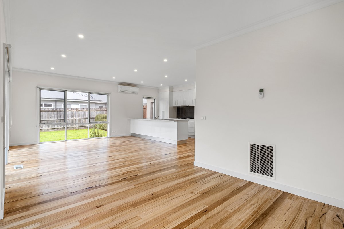 6 Blackwood Place ROSEBUD - Residential for sale