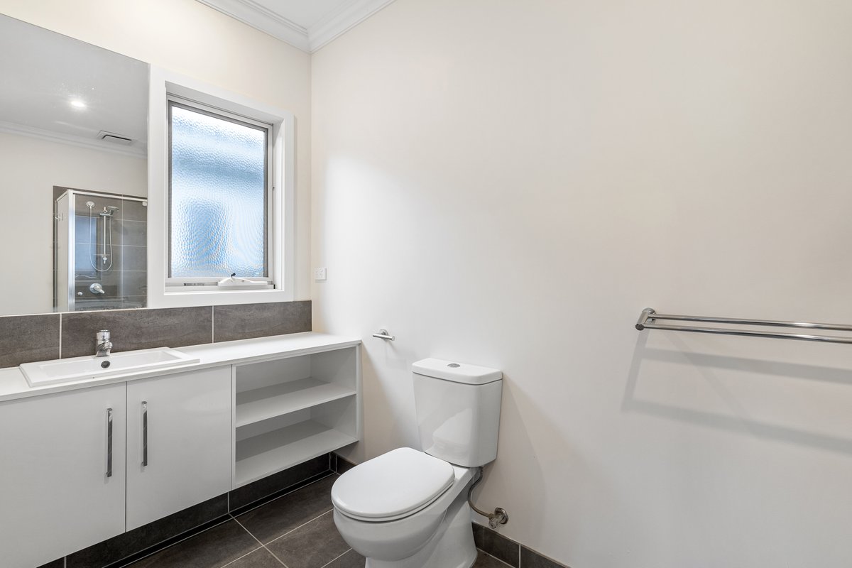 6 Blackwood Place ROSEBUD - Residential for sale