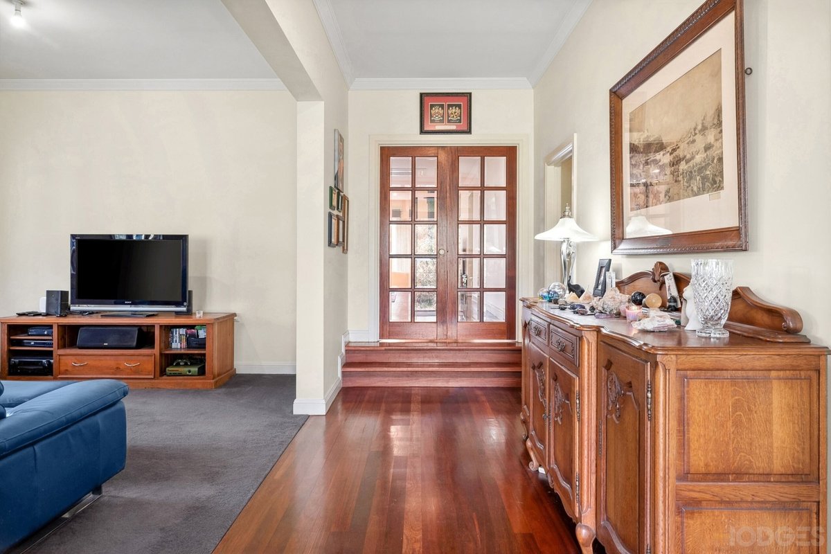 6 Bonnieview Court Wandong - Residential for sale