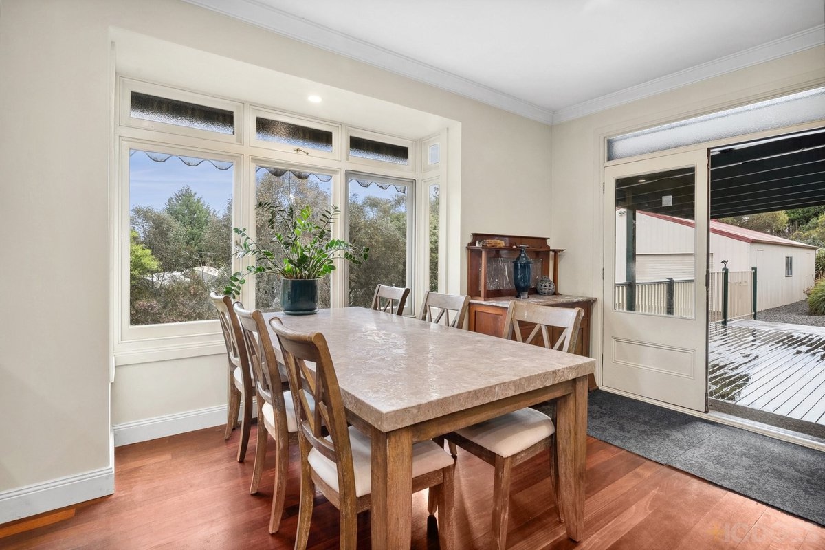 6 Bonnieview Court Wandong - Residential for sale