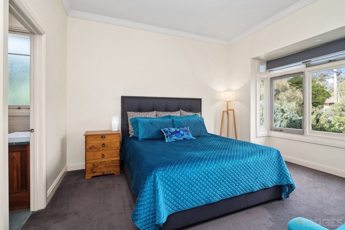 6 Bonnieview Court Wandong - Residential for sale