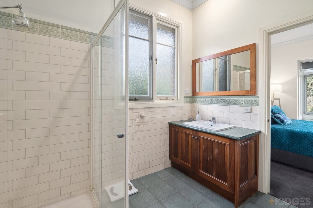 6 Bonnieview Court Wandong - Residential for sale