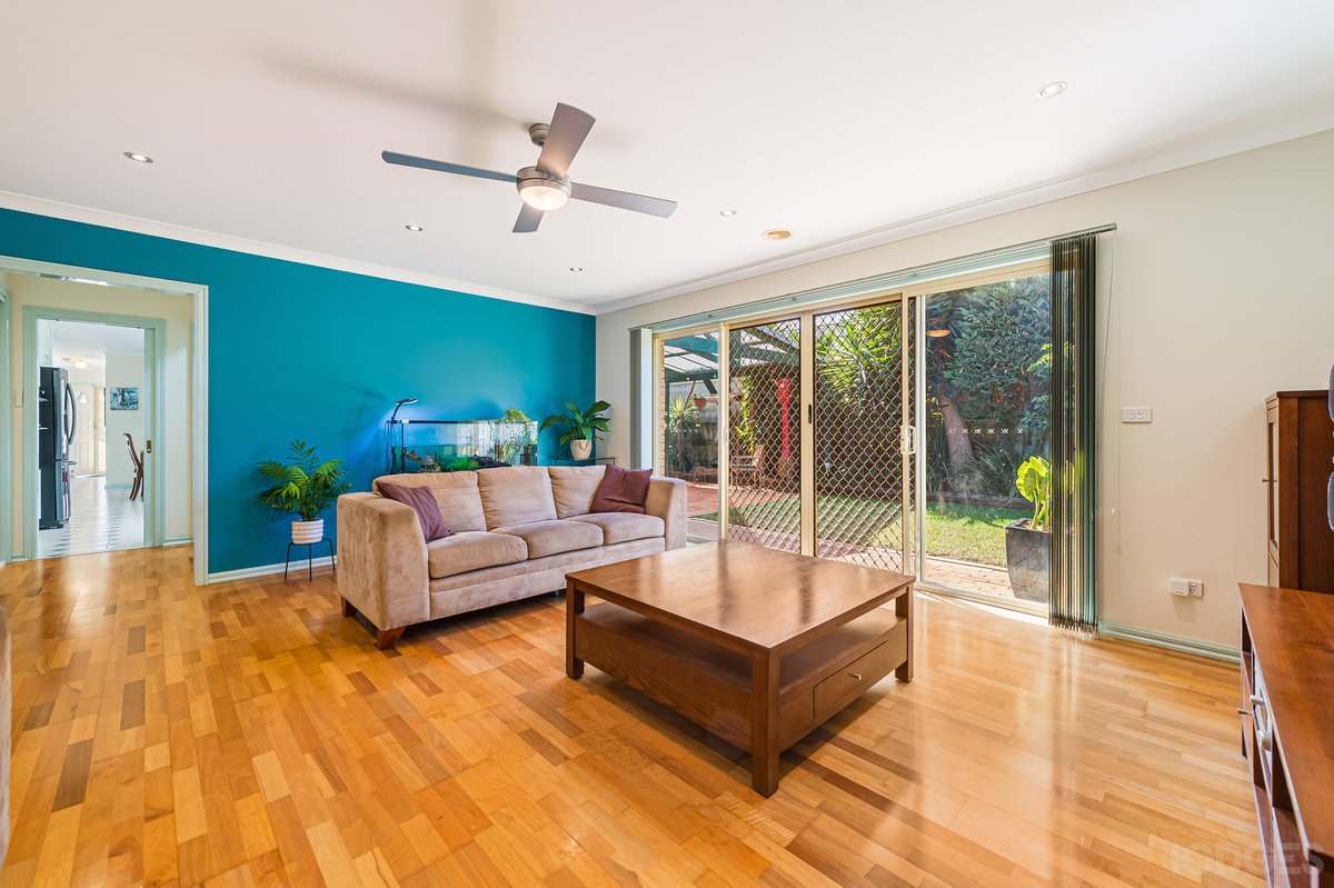 6 Buckhurst Way Hoppers Crossing - Residential for sale