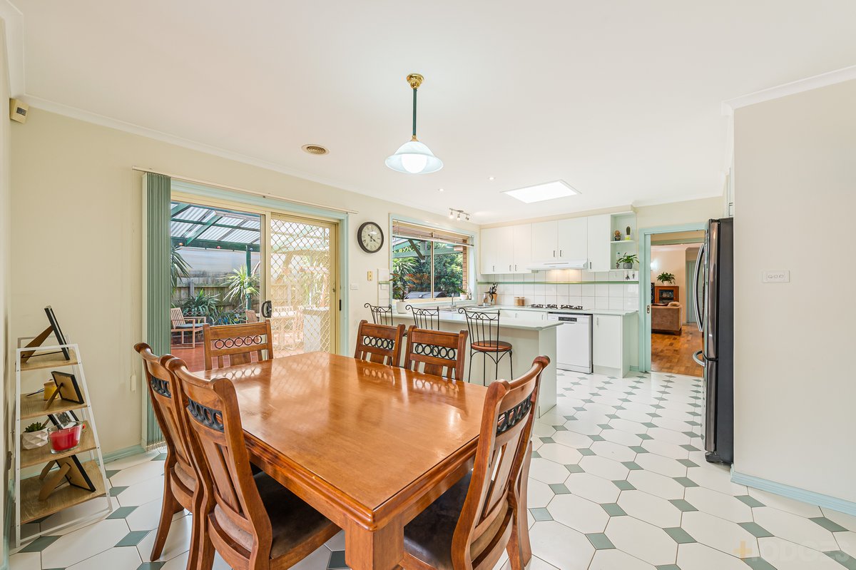 6 Buckhurst Way Hoppers Crossing - Residential for sale