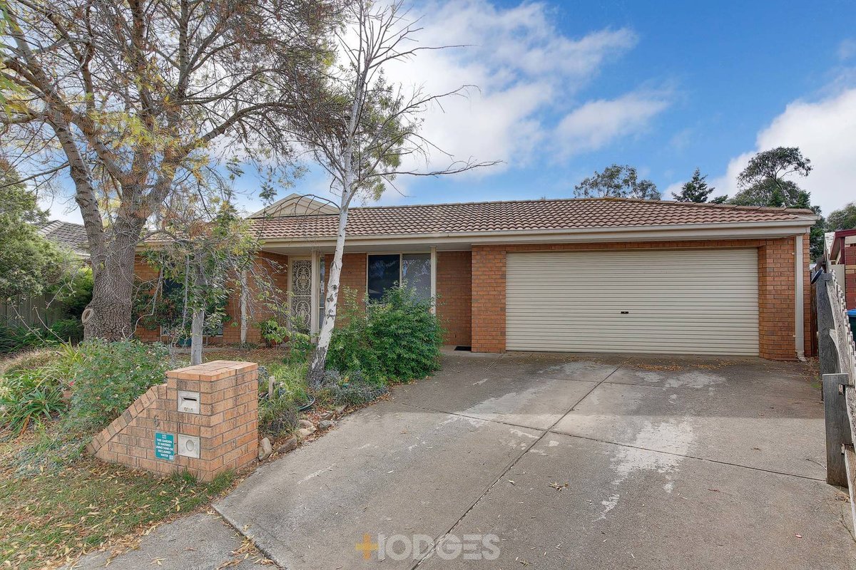 6 Chigwell Court Hoppers Crossing - Residential for sale