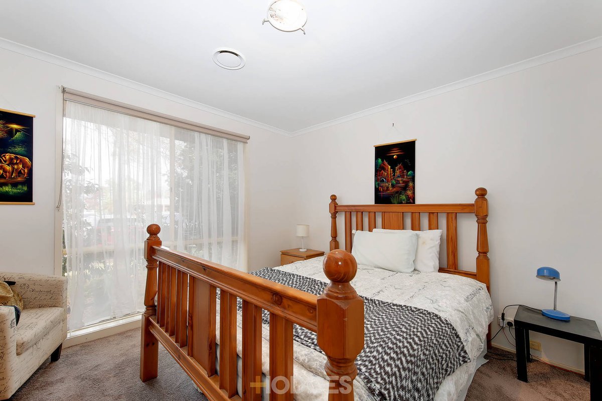 6 Chigwell Court Hoppers Crossing - Residential for sale