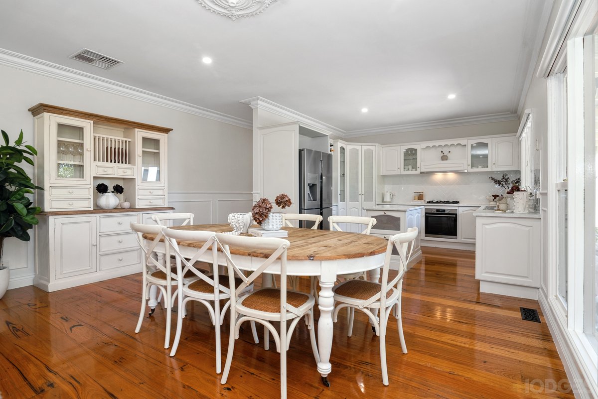 6 Cochrane Court Wandong - Residential for sale