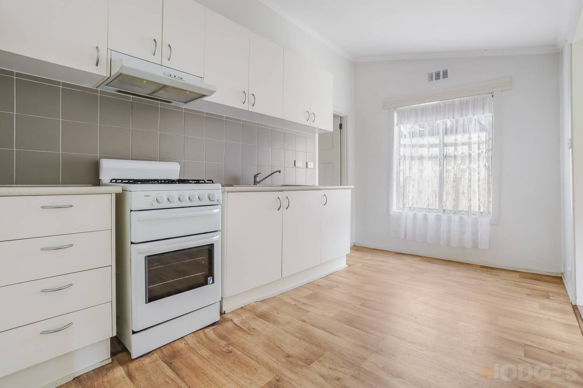 6 Cottrell Street Werribee - Residential for sale