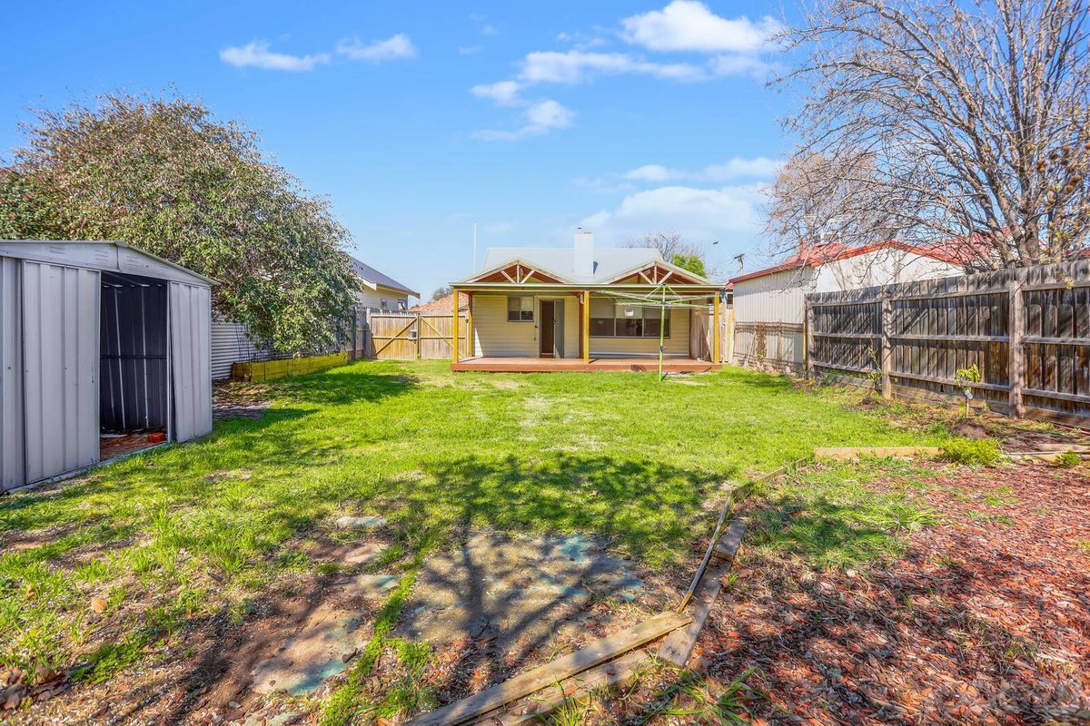 6 Cottrell Street Werribee - Residential for sale