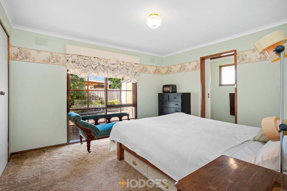 6 Cromwell Drive Lara - Residential for sale