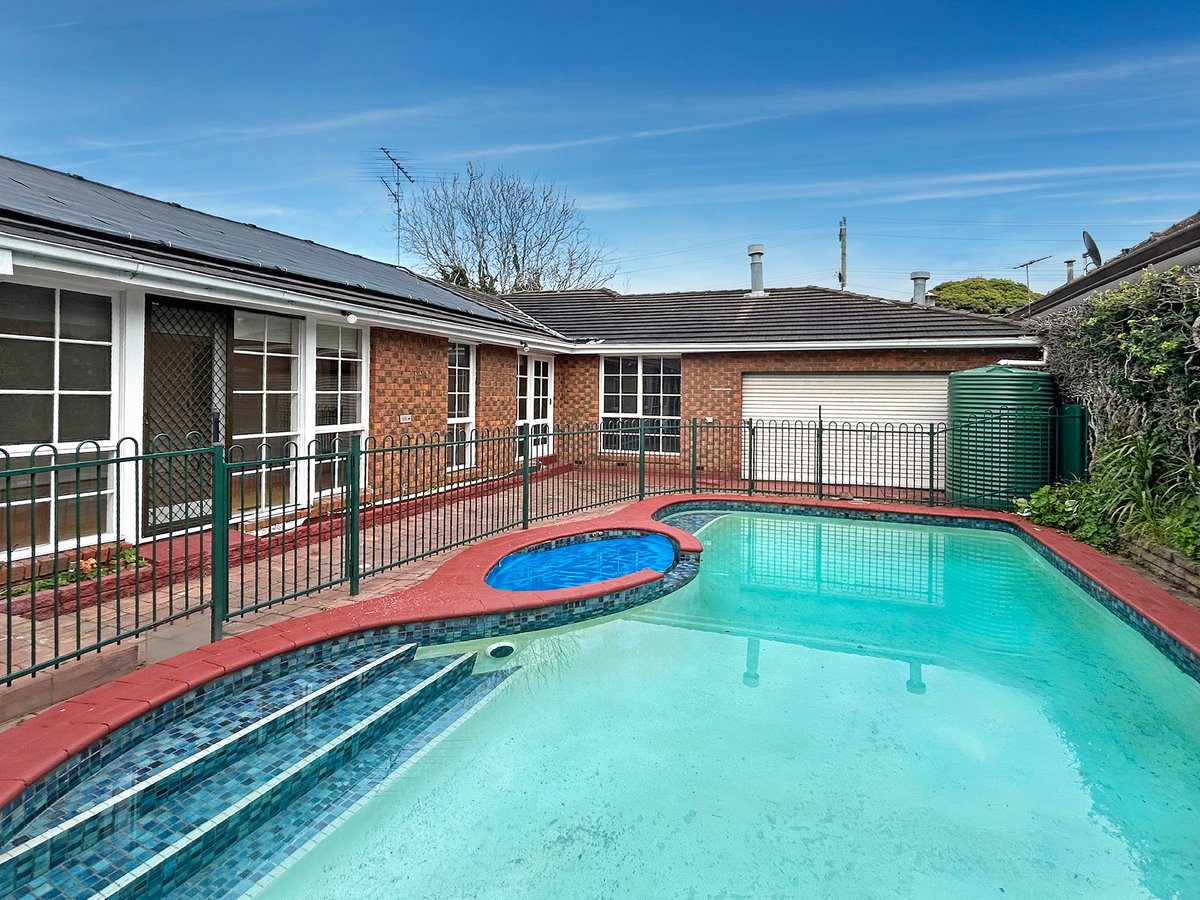 6 Edgar Street BRIGHTON - Residential for lease