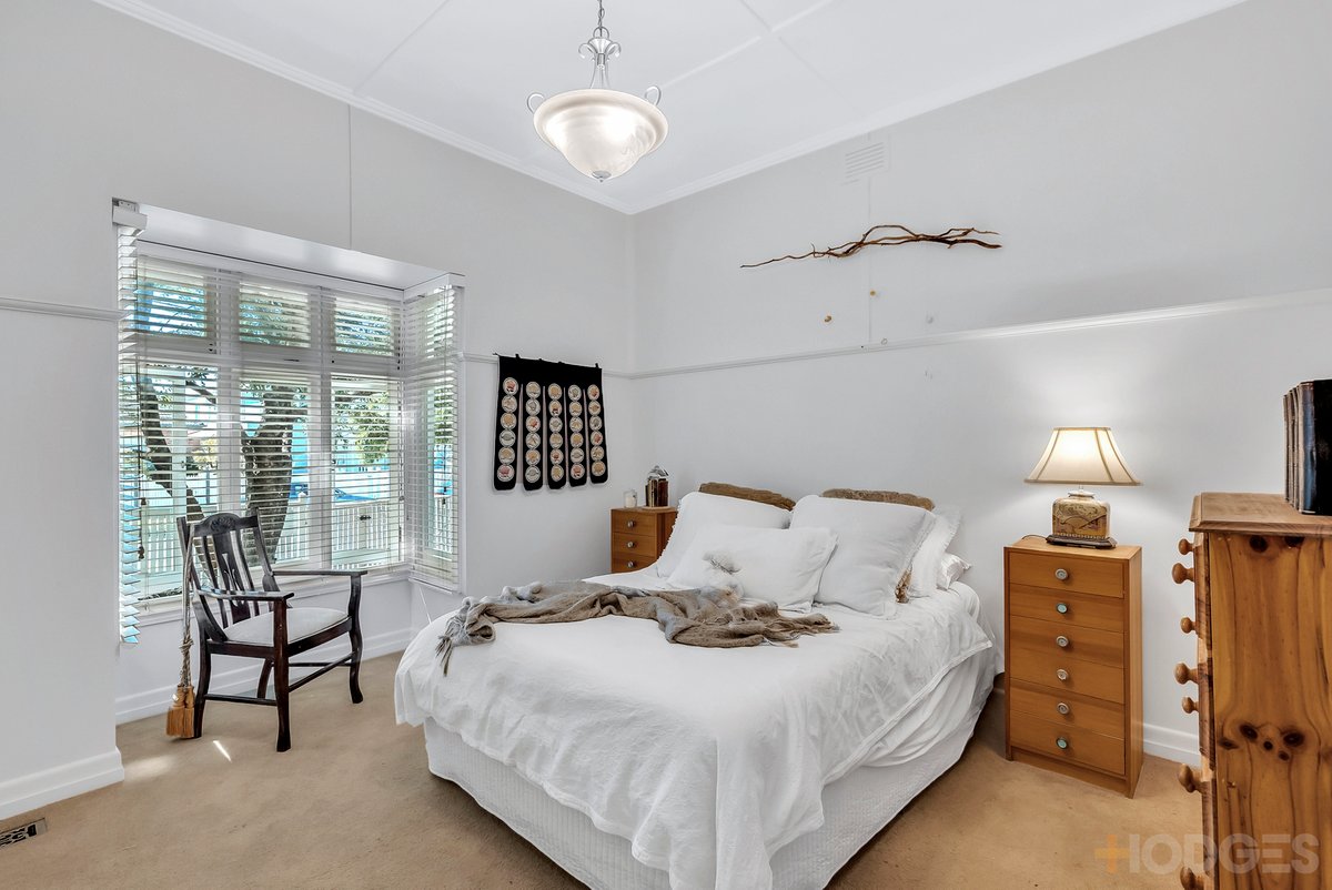 6 Fourth Avenue Aspendale - Residential for sale