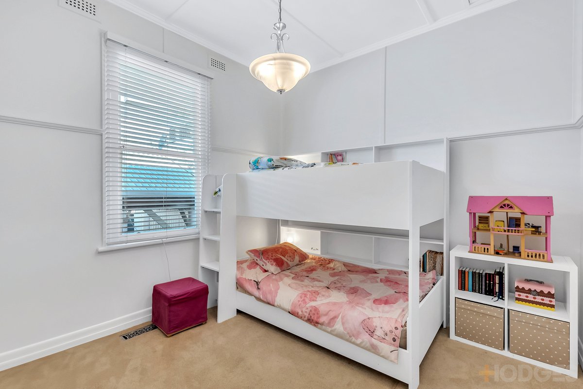 6 Fourth Avenue Aspendale - Residential for sale