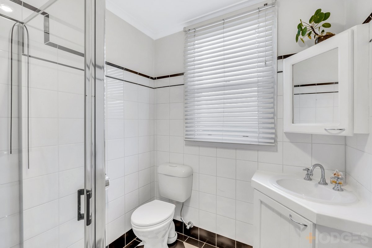 6 Fourth Avenue Aspendale - Residential for sale