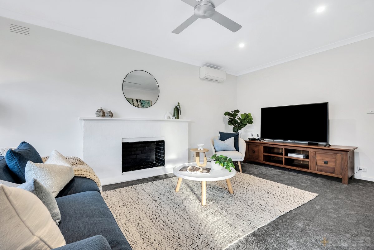 6 Freda Avenue Cheltenham - Residential for sale