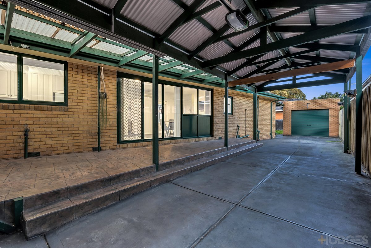 6 Freda Avenue Cheltenham - Residential for sale