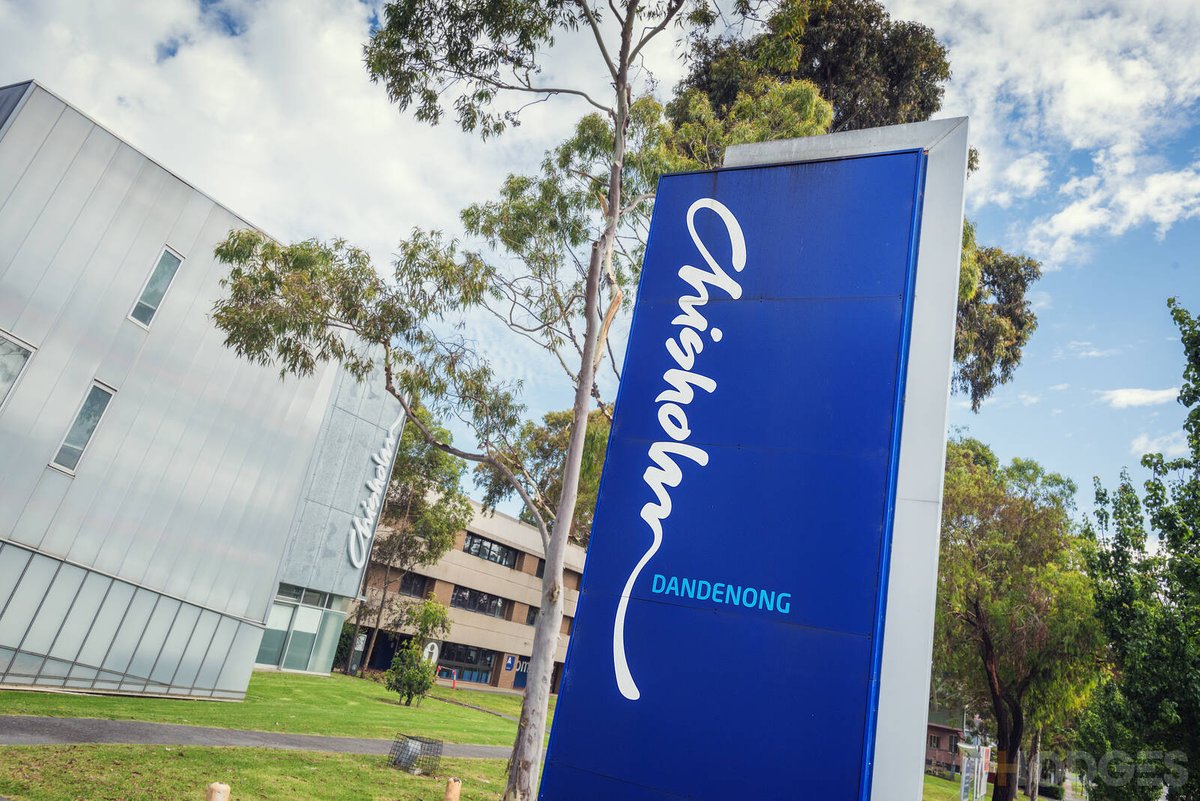 6 Grandview Avenue Dandenong - Residential for sale
