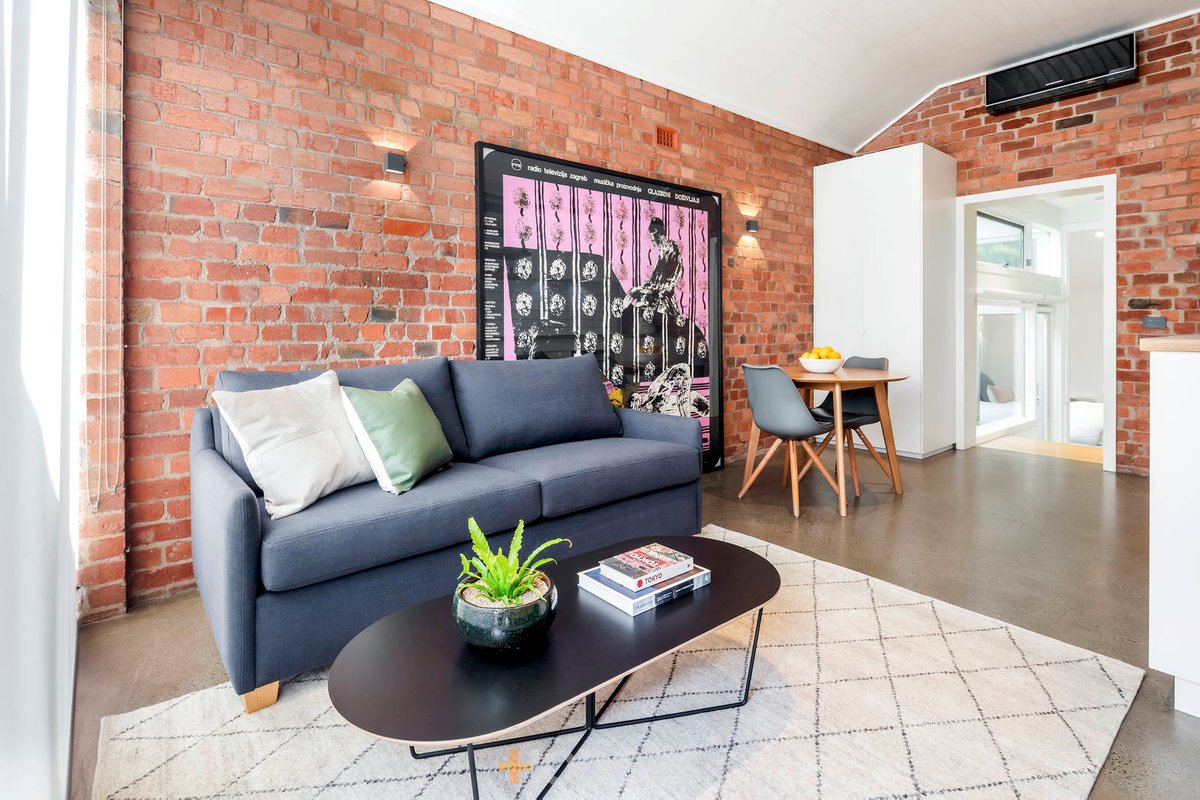 6 Heaths Lane Geelong - Residential for sale