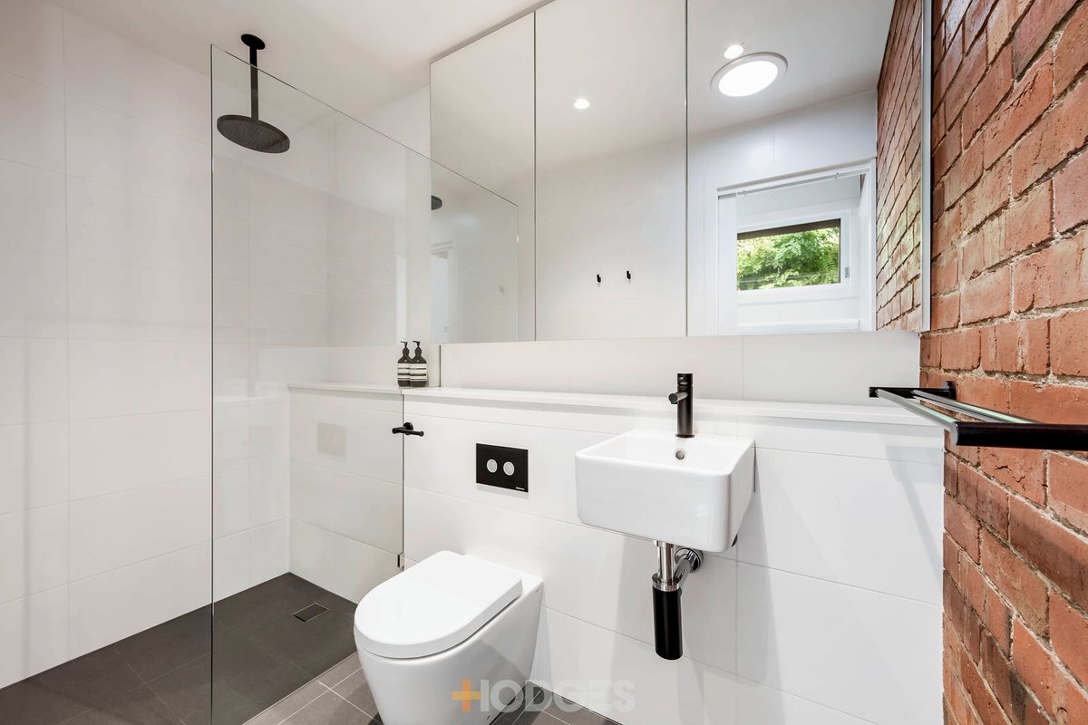 6 Heaths Lane Geelong - Residential for sale