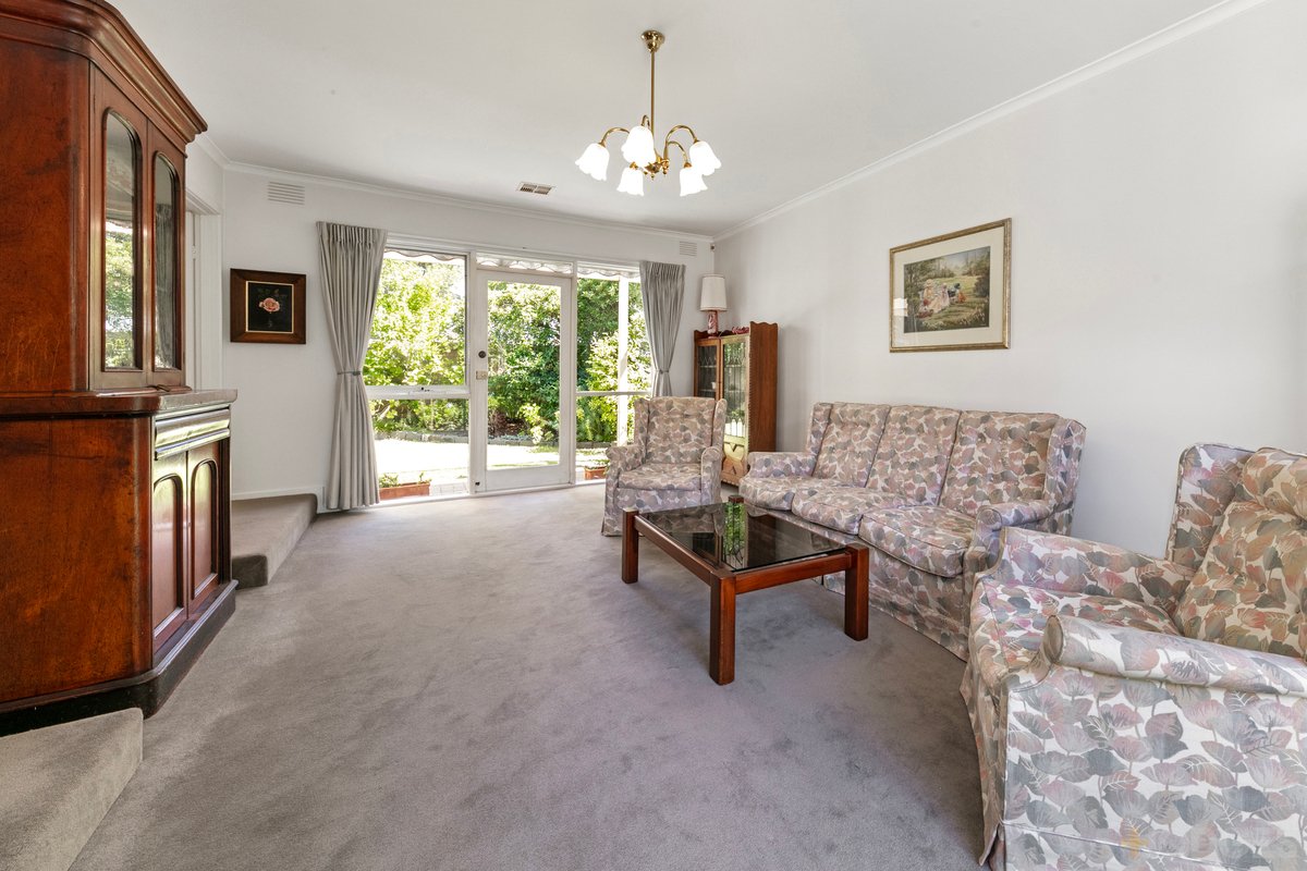 6 Hoyt Street Hampton - Residential for sale