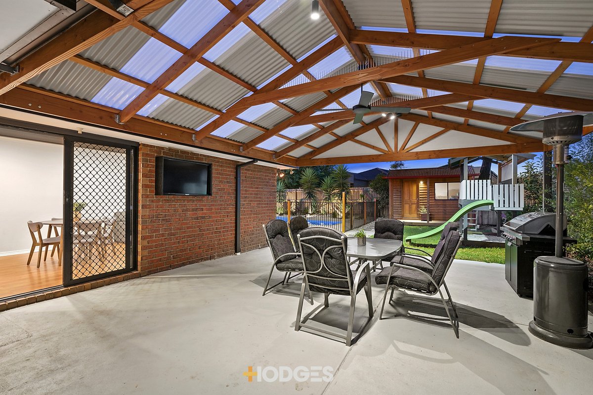 6 Karinya Close Werribee - Residential for sale