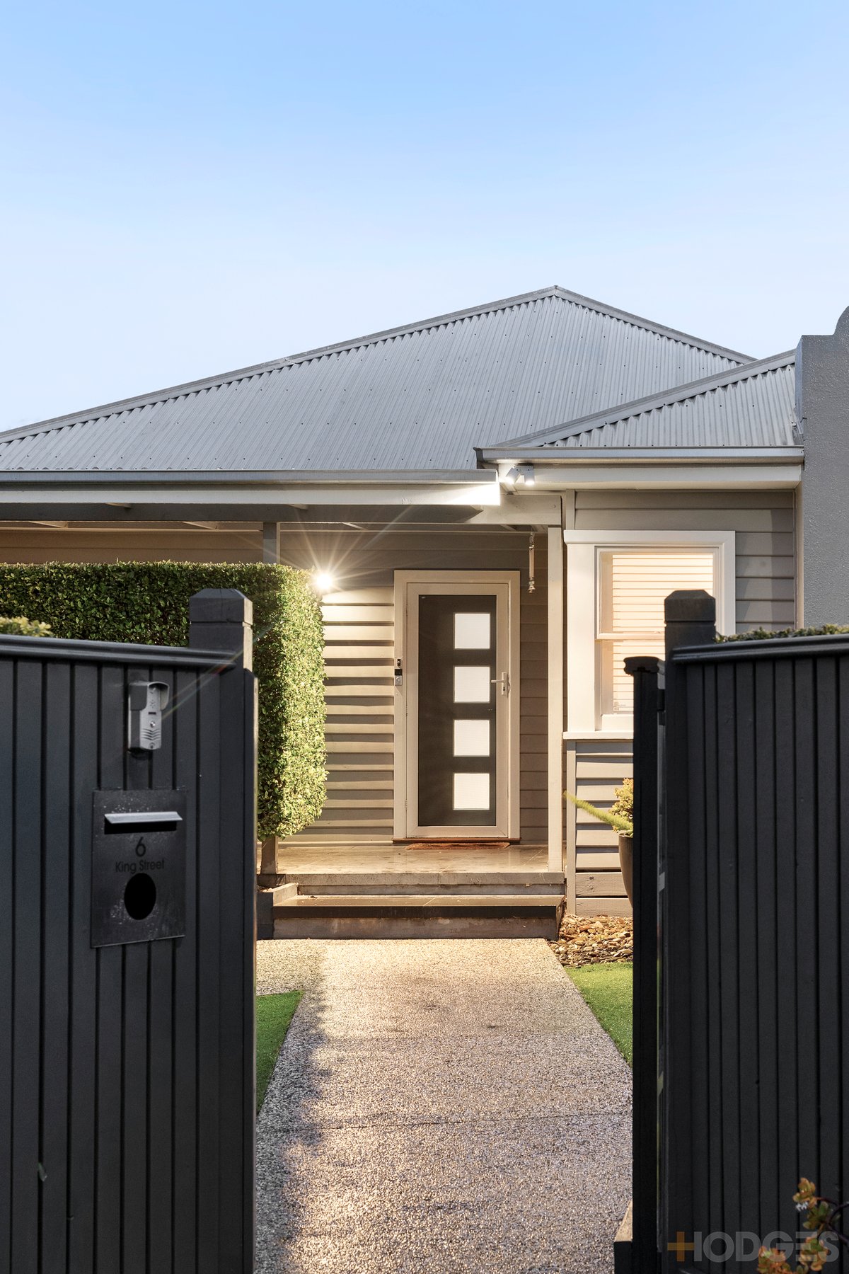 6 King Street Hampton East - Residential for sale
