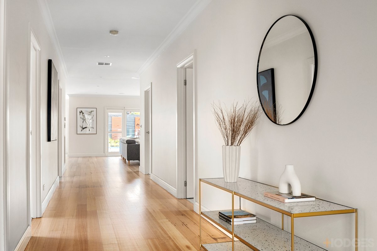 6 King Street Hampton East - Residential for sale