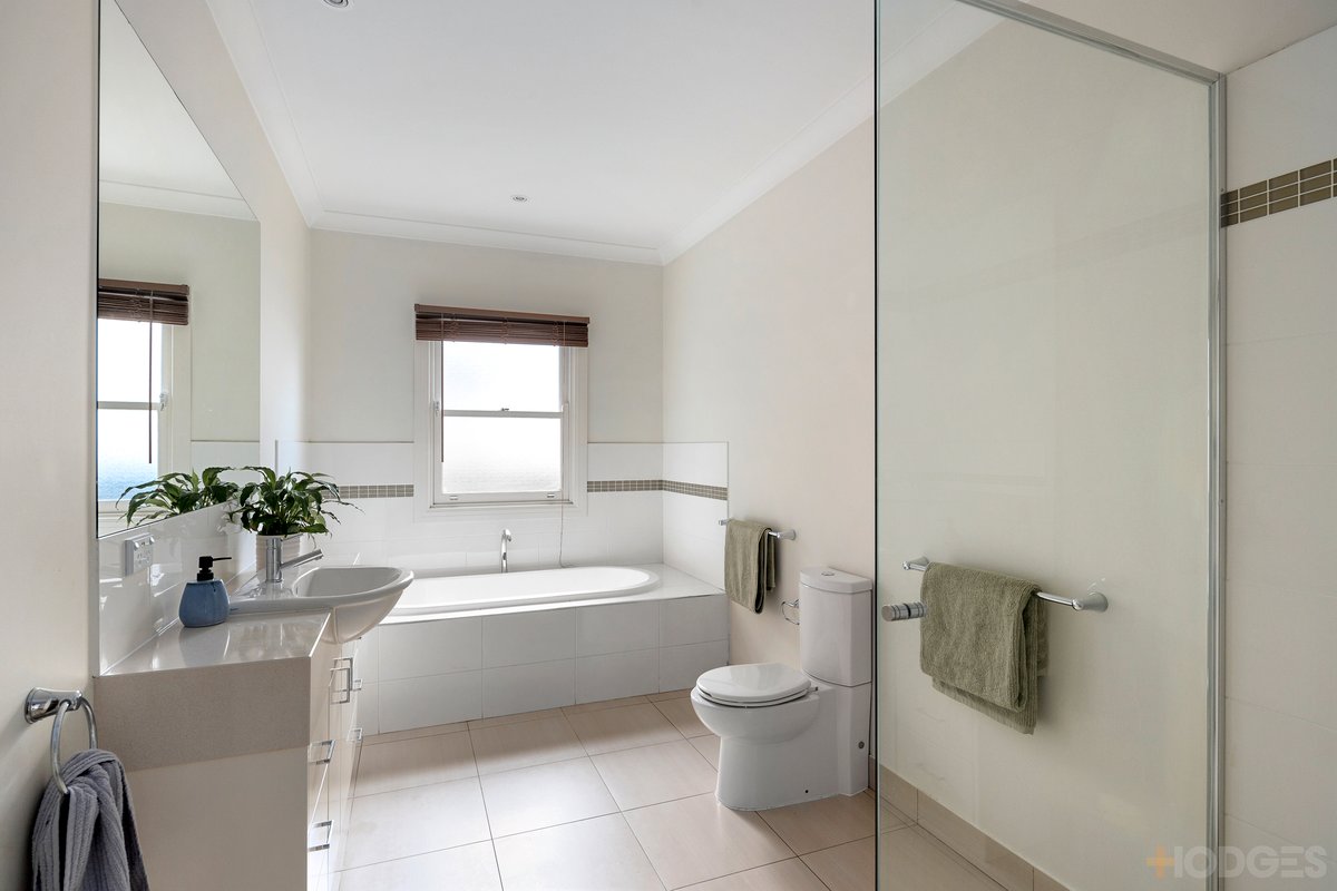 6 King Street Hampton East - Residential for sale