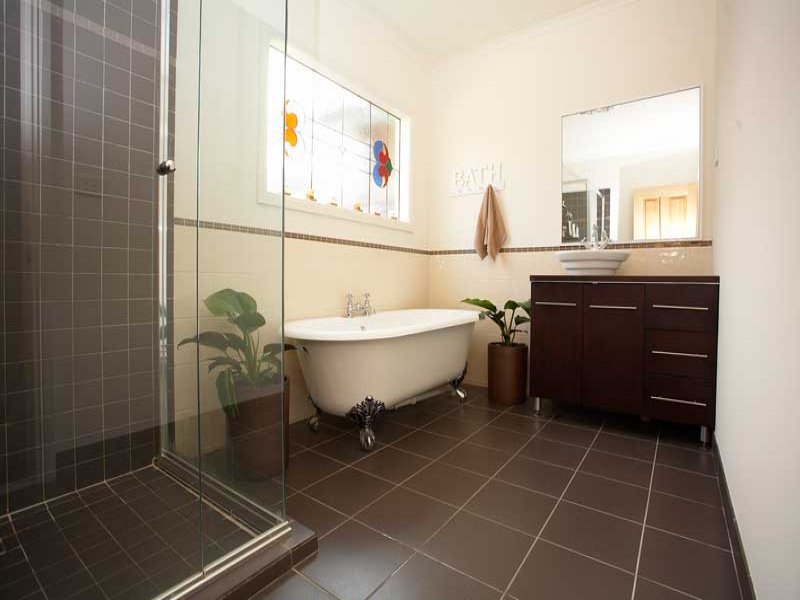 6 Loch Street YARRAVILLE - Residential for sale